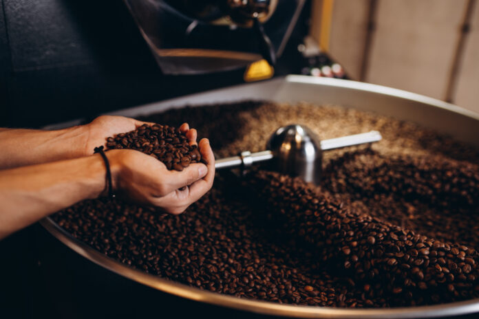 Röstfrische Kaffeebohnen (Symbolfoto)