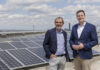 Josef Plank und Christoph Hammerl bei Solaranlage