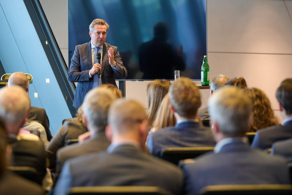Rainer Schnabl bei den ESG Investment Days der Raiffeisen KAG
