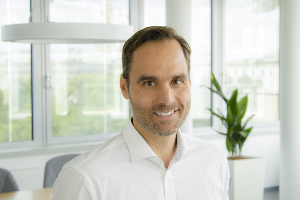 Mag. Philipp Arnold Head of Structured Products Sales, Raiffeisen Centrobank AG