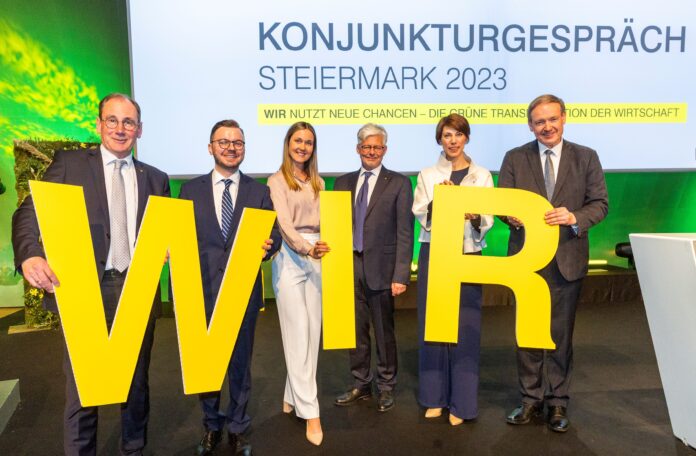 Gruppenfoto: Martin Schaller, Ewald-Marco Münzer, Marina Opferkuch, Josef Hainzl (RLB-Aufsichtsratspräsident), Ariane Pfleger und Christian Helmenstein.