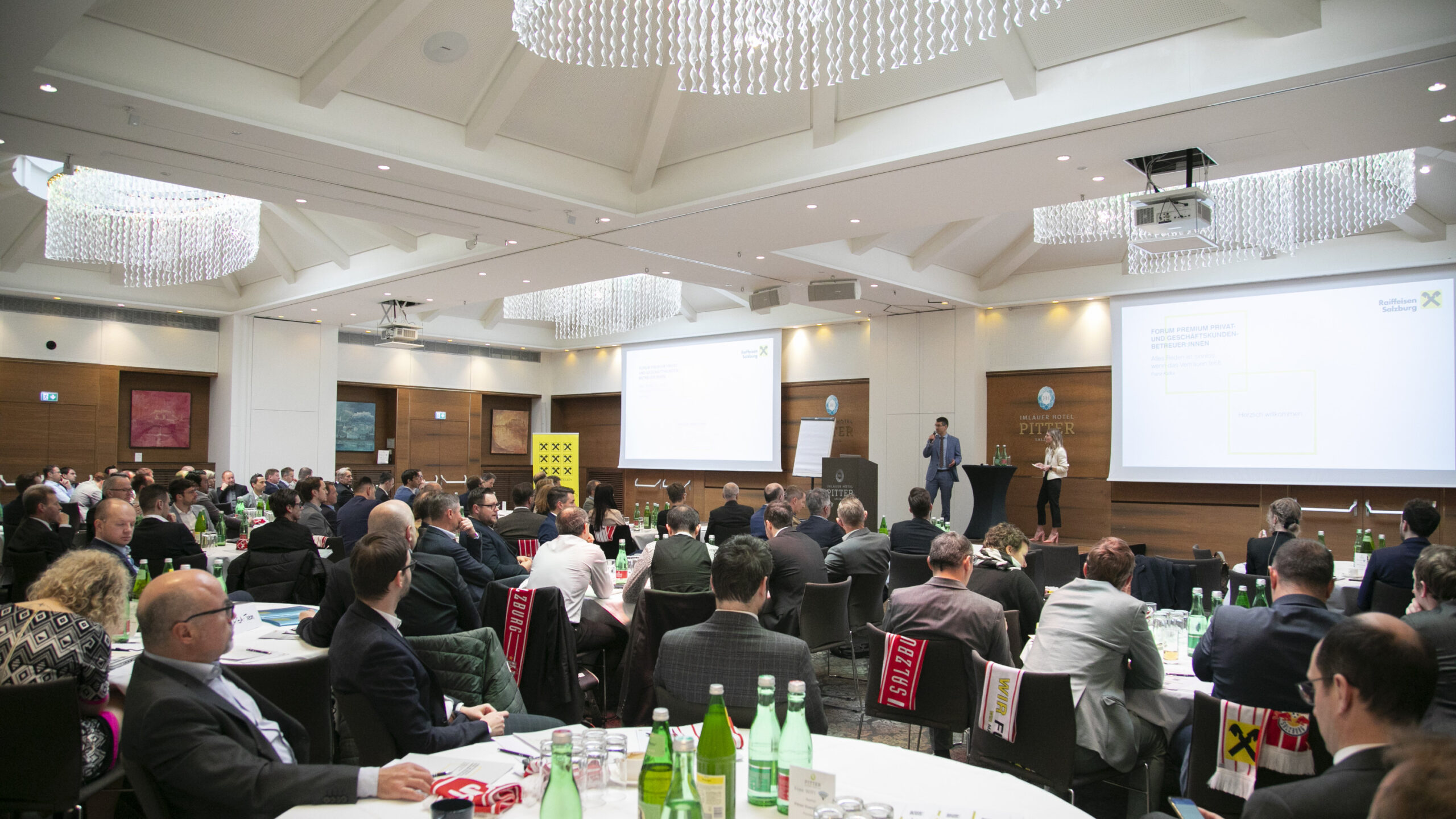 Private Banking in der 360°Perspektive Raiffeisenzeitung