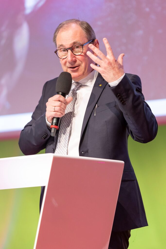 Martin Schaller bei der HV der RLB Steiermark 2023