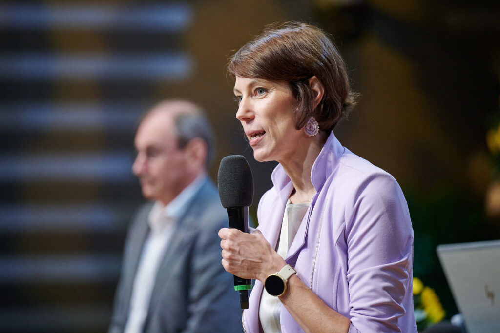 Ariane Pfleger beim Raiffeisen Bundeskongress Transformation & Nachhaltigkeit