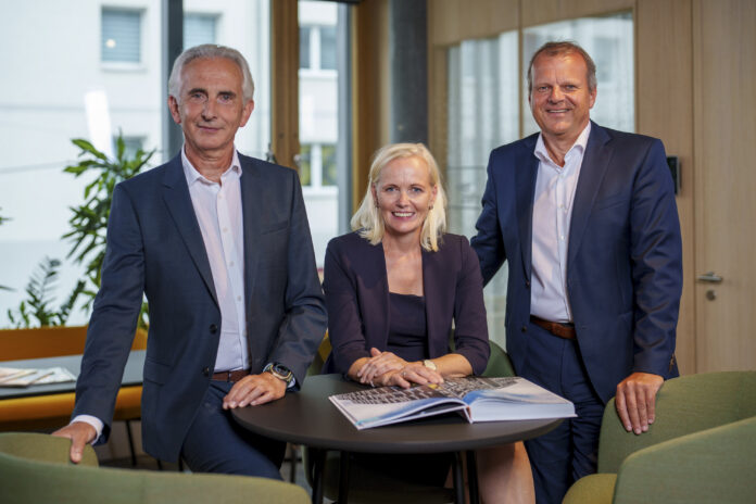 Gerhard Buchinger, Ernestine Grießler und Thomas Schauer bilden seit September 2023 die Geschäftsleitung der Raiffeisenbank Region St. Pölten.