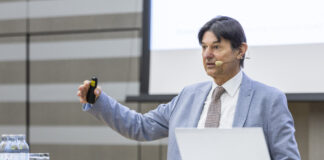 Finanzmarktexperte Peter Brezinschek analysiert aktuelle wirtschaftspolitische Themen.