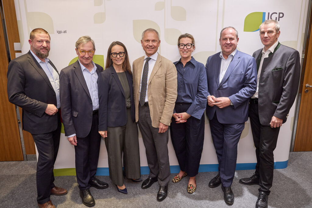 Thomas Resl, Harald von Witzke, Marlies Gruber, IGP-Vorstand Christian Stockmar, Moderatorin Ursula Riegler, Jodef Pröll und Ernst Karpfinger