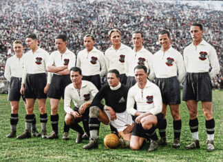 Die Mannschaft von Trainer Hugo Meisl ging als „Wunderteam“ in die Geschichte ein und gewann 1932 den Europapokal der Fußball-Nationalmannschaften.