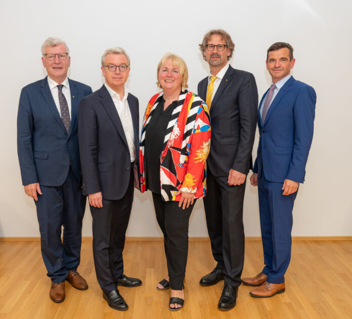 Gerhard Forstner, Michael Höllerer, Ursula Paul, Wolfgang Dobritzhofer und Peter Karlik. © RB Stockerau