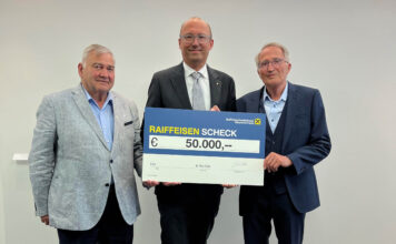 Johann Schinko, Reinhard Schwendtbauer und Josef Scherleitner, Vorstand der Viehvermarktung Nord