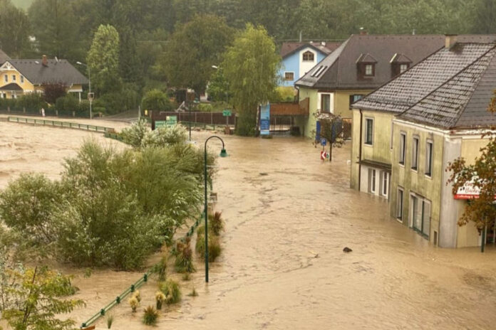 Kirchberg im Hochwasser