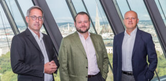 Raiffeisen-KAG-Vorstände Dieter Aigner, Hannes Cizek und Michal Kustra berichten über positive Entwicklungen.