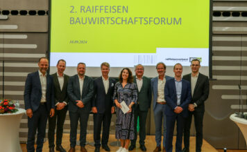 Peter Weissl (Verbandsdirektor RV Stmk), Jürgen Nageler, Christian Neuhold, Florian Stryeck, Moderatorin Sandra Suppan, Friedrich Mühlener (IfEA), Werner Schönfelder, Matthias Reith und Patrick Lampl (RV Steiermark)