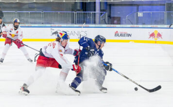 Joonas Niemelä (EC Kitzbühel) im Spiel gegen die Red Bull Hockey Juniors