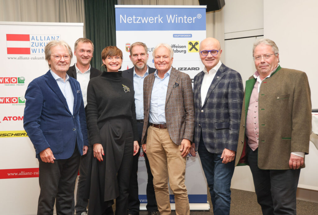 Franz Schenner (Sprecher Netzwerk Winter), Franz Föttinger, Astrid Steharnig-Staudinger, Holger Sicking, Richard Walter, Robert Seeber (WKÖ-Spartenobmann Tourismus und Freizeitwirtschaft) und Franz Hörl diskutierten über Chancen und Herausforderungen im heimischen Wintertourismus.