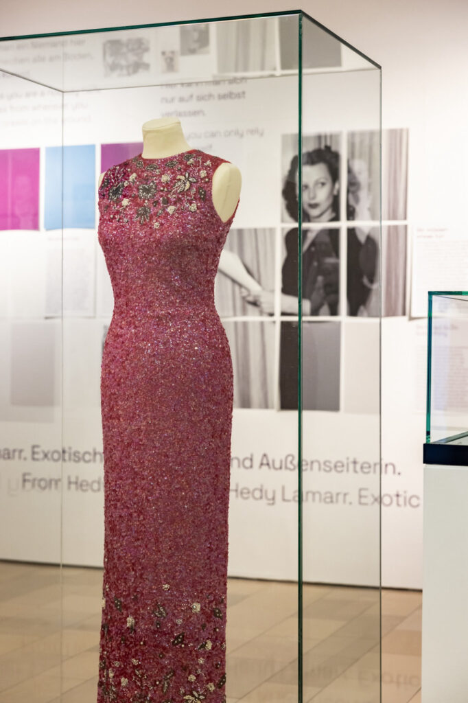 Ausstellungsansicht Möbelmuseum Hedy Lamarr