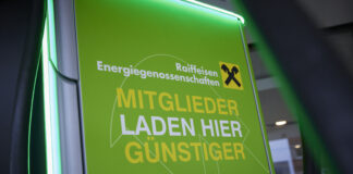 Blick auf die Ladesäule