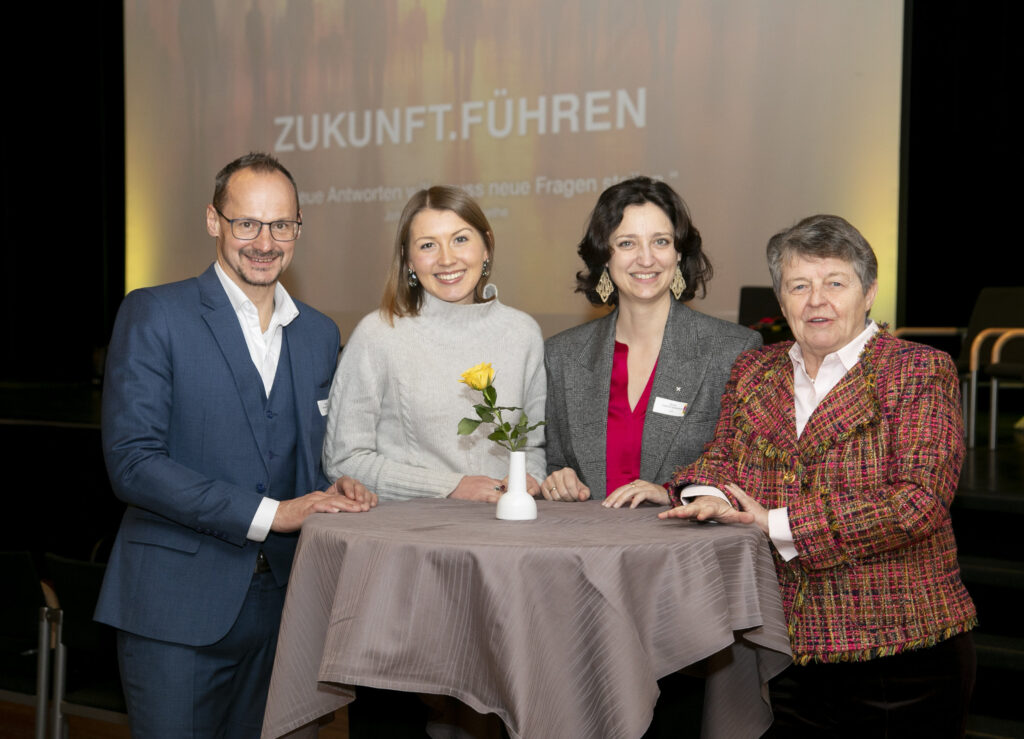 Gruppenfoto: Markus Winkelmeier, Julia Gehmacher, Anna Doblhofer-Bachleitner und Brigitte Ederer