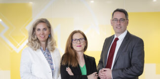 Im Bild: Daniela Uhlik-Kliemstein, Karin Kunrath und Dieter Aigner © Nadine Zineldin