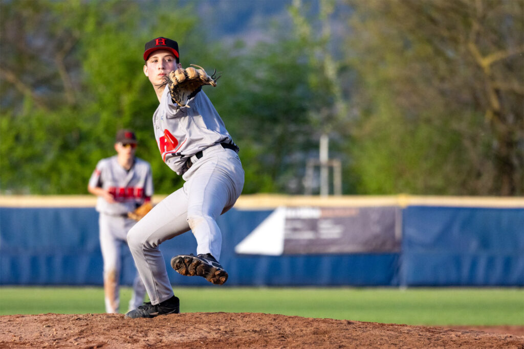 Ein Pitcher der Hard Bulls