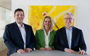 Sie wollen gemeinsam die Energieversorgung in die Hände der Regionen legen: Andreas Schneemann, Eva Fugger und Michael Höllerer.
