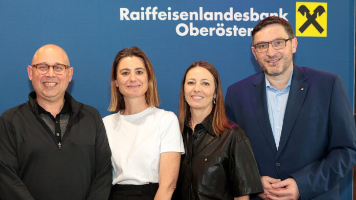 Die Stanford-Dozenten Scott Sanchez und Anja Svetina Nabergoj mit Barbara Boucek und Wolfgang Spitzenberger