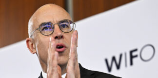 Gabriel Felbermayr zeigt die akuten wirtschaftspolitischen Aufgaben auf.