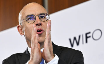 Gabriel Felbermayr zeigt die akuten wirtschaftspolitischen Aufgaben auf.