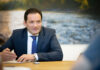 Bundesminister Norbert Totschnig im Gespräch