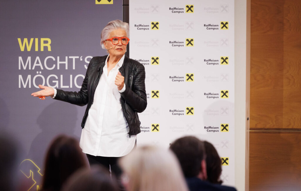 Greta Silver beim Raiffeisen Bundeskongress Diversität & WIR 2025