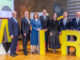 Gruppenfoto von der Hauptversammlung von Raiffeisen Steiermark: Josef Hainzl, Martin Schaller, Landesrätin Simone Schmidtbauer, Hannes Mösenbacher, Ariane Pfleger, Florian Stryeck und Rainer Stelzer