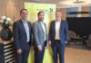 Markus Baur (Mitte) mit Aydin Aktas und Günther Hirschfeld
