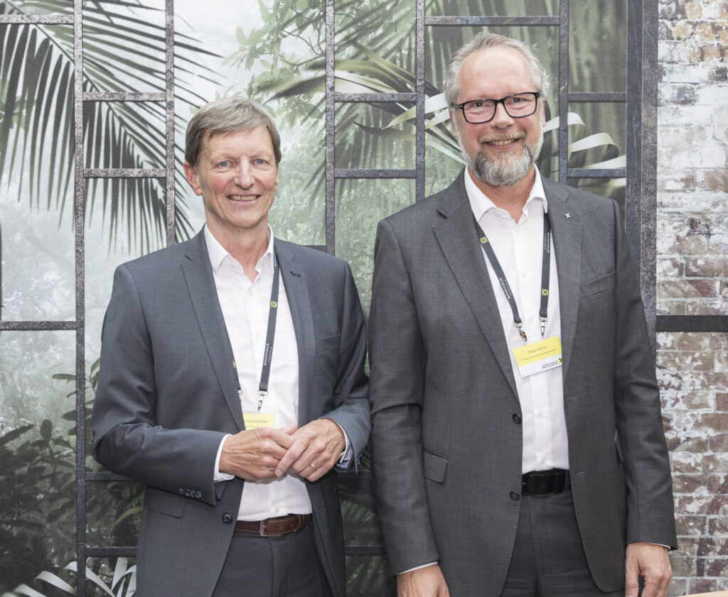 Die beiden Vorstände der Raiffeisenbank Oberland-Reutte: Wolfgang Hechenberger und Roger Klimek