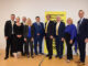 Gruppenfoto von der Generalversammlung der Raiffeisenbank Stockerau 2024: Walter Pamperl, AR-Vorsitzende-Stv. Ursula Eichler, Johann Schreiber, Christina Schwarzl (Revision), Obmann-Stv. Peter Unger, AR-Vorsitzender Wolfgang Dobritzhofer, Gerhard Forstner, Ursula Paul und Manuel Hanselmann