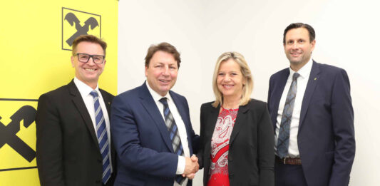 RLB Burgenland Vorstand: Rudolf Suttner, Rudolf Könighofer, Eva Fugger und Matthias Trost