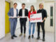 Caritas-Direktor Ernst Sandriesser, Roberta Striedinger und Mario Slamanig von der Caritas danken RLB-Kärnten-Vorstandsdirektor Gert Spanz (links) für die Unterstützung.