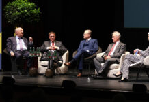 Christoph Badelt, Andreas Rabl (Welser Bürgermeister), Roland Hechenberger, Wolfgang Pitsch und Doris Nentwich (Moderatorin) diskutierten beim Unternehmerabend der RB Wels