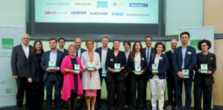 Gruppenfoto vom Zertifikate-Award 2025