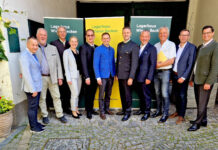 Gruppenfoto von der Generalversammlung 2025 des Lagerhaus Wiener Becken