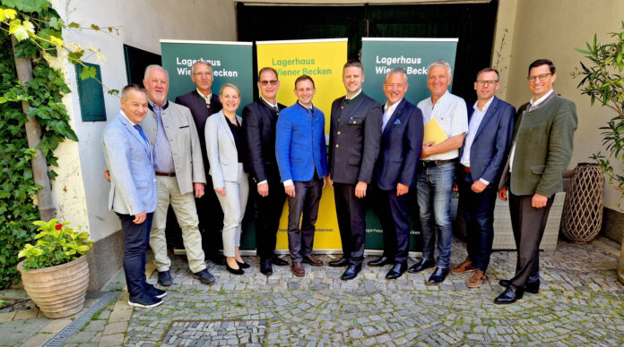 Gruppenfoto von der Generalversammlung 2025 des Lagerhaus Wiener Becken