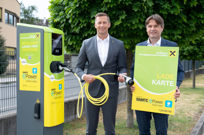 Matthias Zernatto und Gert Spanz präsentieren die neue Initiative.