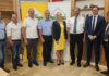 Obmann-Stv. Gerhard Zimmermann, AR-Vorsitzender Hermann Muhm, Michael Niedermayer, Heinrich Fischer, Großkunden-Abteilungsleiterin Mira Hansy (RLB NÖ-Wien), Johann Hendler, Revisor Michael Pany und Leopold Scheibböck