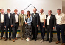 AR-Vorsitzender Hans-Peter Werderitsch, Revisor Gerald Reisner, Bürgermeister Harald Brunner, Obmann Johann Weber, Landtagsabgeordnete Carina Laschober-Luif, RWA-Generaldirektor Johannes Schuster, Vizepräsident Werner Falb-Meixner, Geschäftsführer Philipp Magdits, Obmannstellvertreter Robert Marlovits