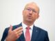 RLB-OÖ-Generaldirektor Reinhard Schwendtbauer im Gespräch