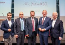 Mark Thorben Hofmann, KSÖ-Vizepräsident Christian Domany, Innenminister a.D. und KSÖ-Vizepräsident Karl Schlögl, Innenminister Gerhard Karner und KSÖ-Präsident Michael Höllerer feierten gemeinsam das 50-jährige Bestehen.