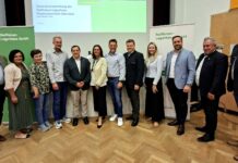 Hauptbezirksobmann Martin Preineder, Martina Karnthaler, Ernestine Hadl, Alexander Salzer, Peter Stangl, Michaela Rammel, Johann Mayrhofer, Bernhard Schröck, Stephanie Reimann (RWA), Harald Herber (RLG), Bürgermeister Bernhard Karnthaler und Markus Steurer