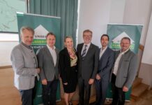Werner Zumpf, Prokurist Rudolf Schwarz, Mira Hansy (Abteilungsleiterin Großkunden RLB NÖ-Wien), Günther Hiermann, Revisor Stefan Jachs und Albin Haidl