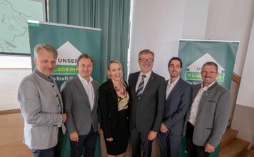 Werner Zumpf, Prokurist Rudolf Schwarz, Mira Hansy (Abteilungsleiterin Großkunden RLB NÖ-Wien), Günther Hiermann, Revisor Stefan Jachs und Albin Haidl