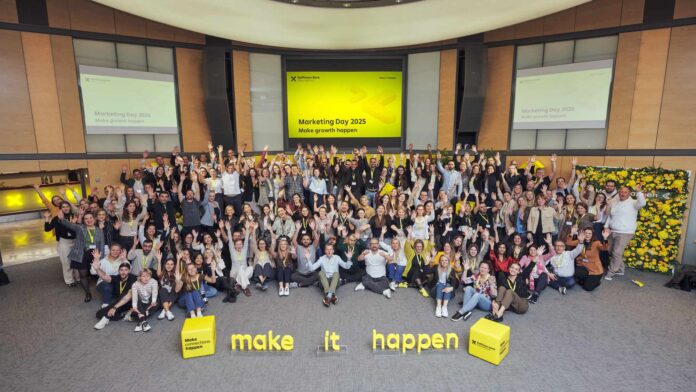 Gruppenfoto aller Teilnehmenden am RBI Marketing Day 2025