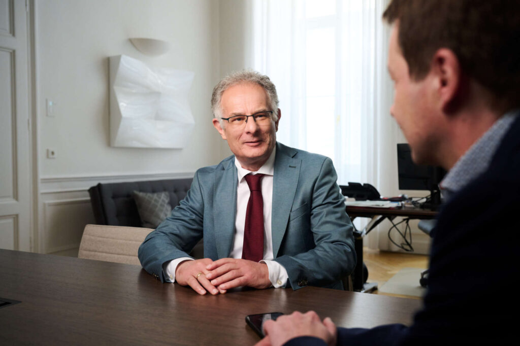 Finanzminister Markus Marterbauer im Interview